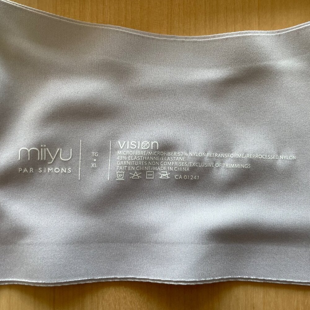 Simons Racerback Bra - Picture 4 of 5